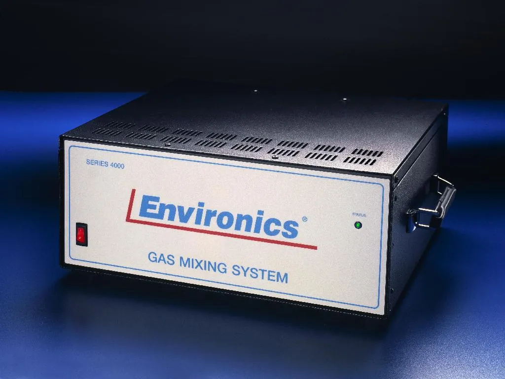 Environics Series 4000 gas dilution system